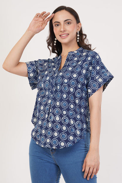 Blue circle top